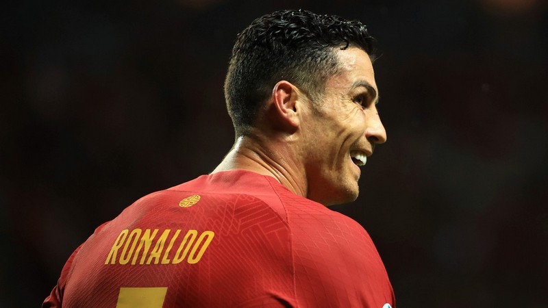 Ronaldo luôn là cầu thủ Bồ Đào Nha xuất sắc nhất lịch sử