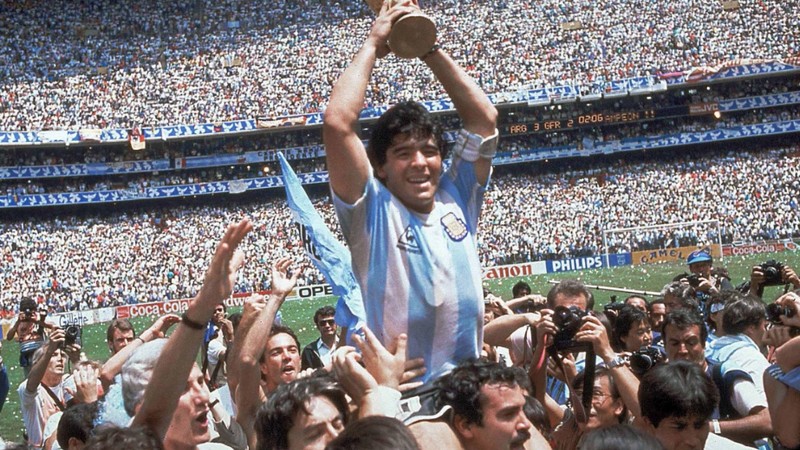 Maradona luôn là ngôi sao hàng đầu của Argentina